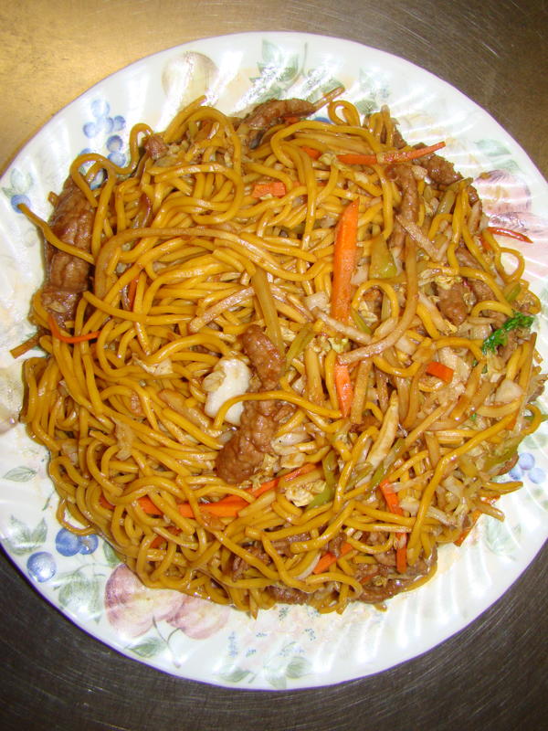 Beef Lo Mein - Click Image to Close